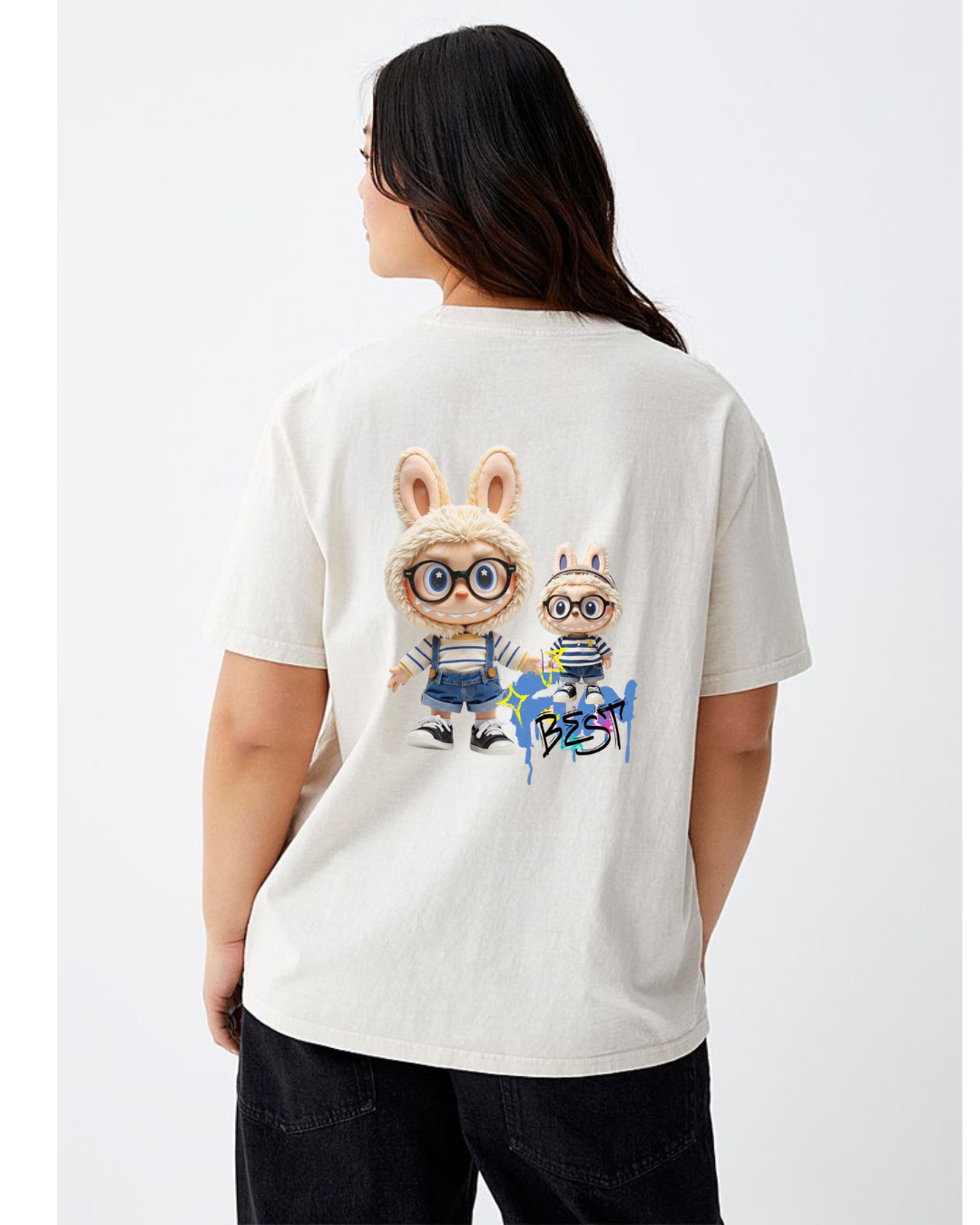 Women’s Oversized Graphic T-Shirt – Labubu  Edition Lordza X Labubu